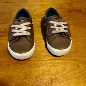 Toddler shoes